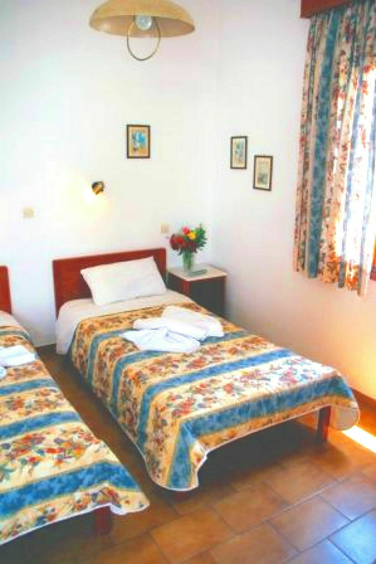 Rubini Rooms ปาริเกีย ภายนอก รูปภาพ